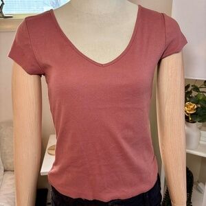 Pink V-neck short sleeve top